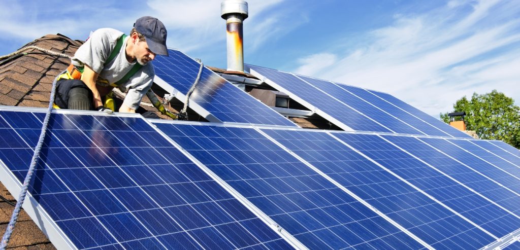 Gold Coast Solar Power Installation: Everything You Need to Know Before You Start 2 Gold Coast Solar Power Installation: Everything You Need to Know Before You Start 2